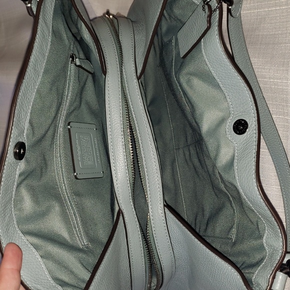 Coach Hallie tote - Picture 2 of 8